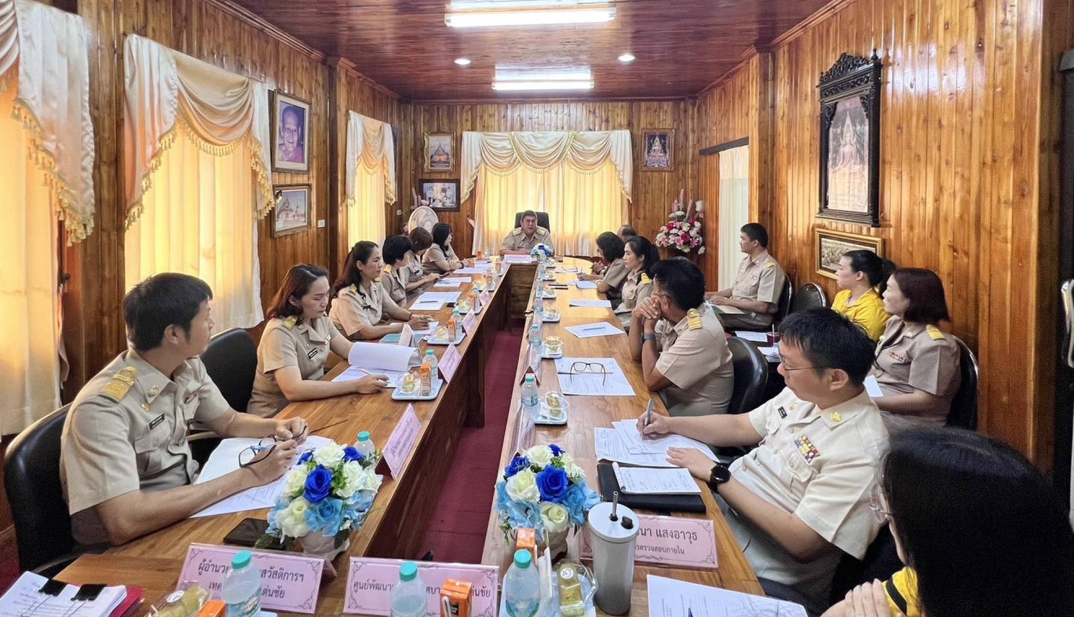นายกเทศมนตรีตำบลเด่นชัย ประชุมหัวหน้าส่วนราชการ ประจำเดือน กรกฎาคม ๒๕๖๘